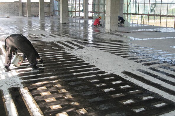 碳布施工.jpg 碳布施工.jpg