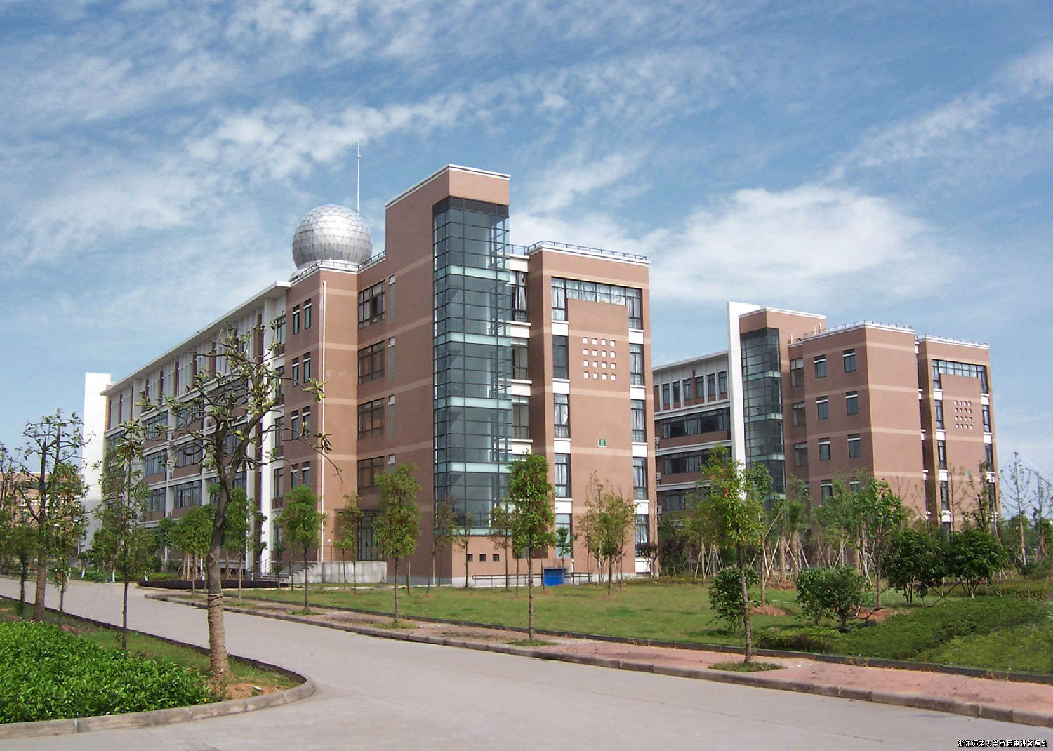 附加子结构抗震加固 附加子结构抗震加固