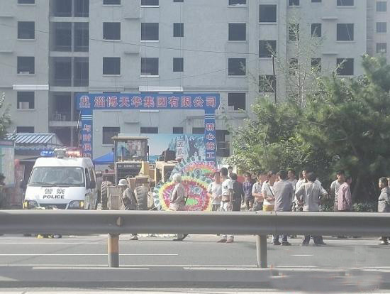 事故现场.jpg 事故现场.jpg