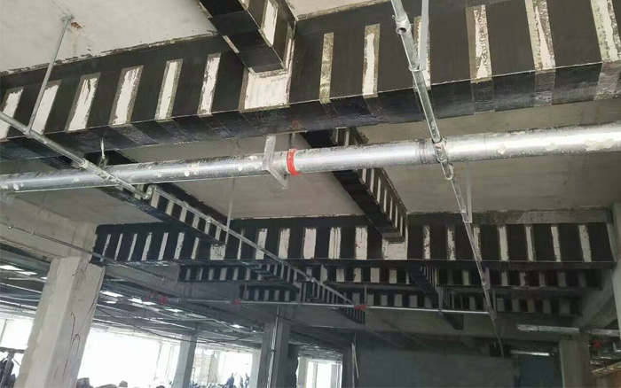 粘贴好的上海悍马碳纤维布 粘贴好的上海悍马碳纤维布