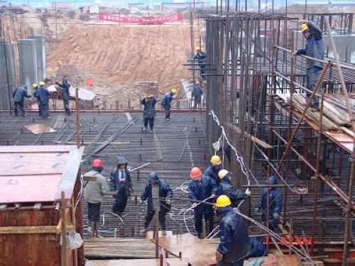 冬雨期施工 冬雨期施工