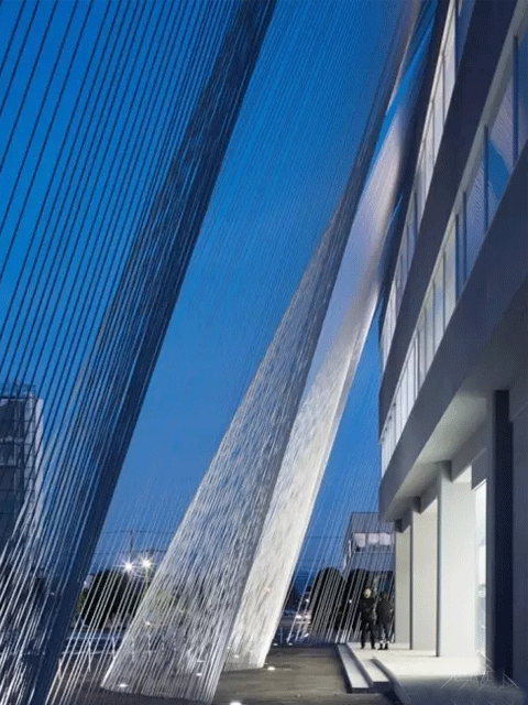 世界第一座使用碳纤维加固的抗震商务办公楼 世界第一座使用碳纤维加固的抗震商务办公楼