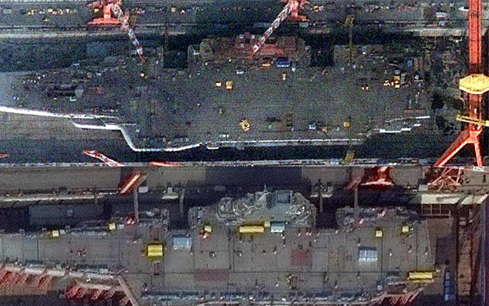 首艘国产航母曝光 双航母时代就在足下! 首艘国产航母曝光 双航母时代就在足下!