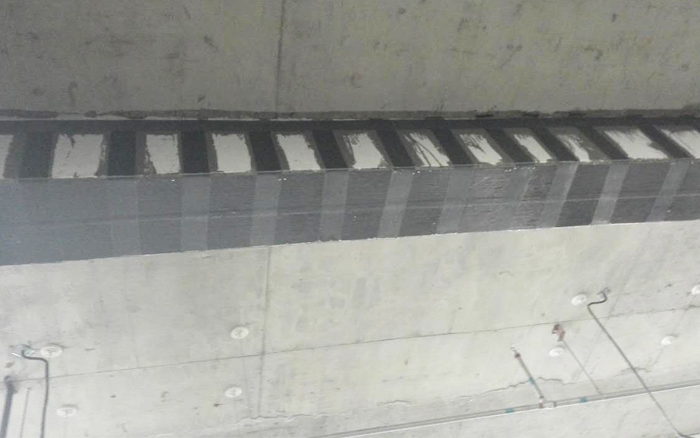 梁、板粘贴碳纤维布加固