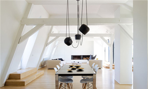 不规则阁楼改造成两层公寓 格调瞬间不一样