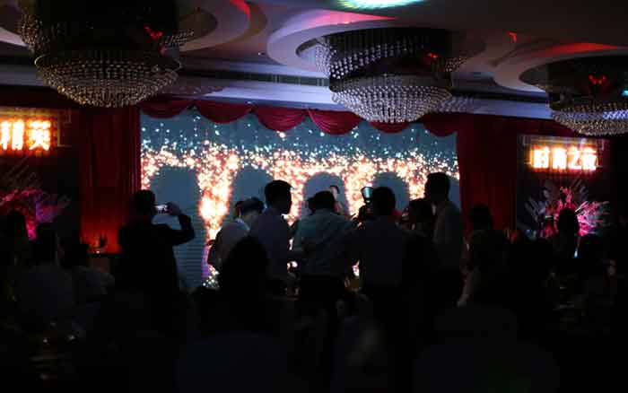 上海悍马 “上海滩时尚之夜”联谊年会回顾 上海悍马 “上海滩时尚之夜”联谊年会回顾