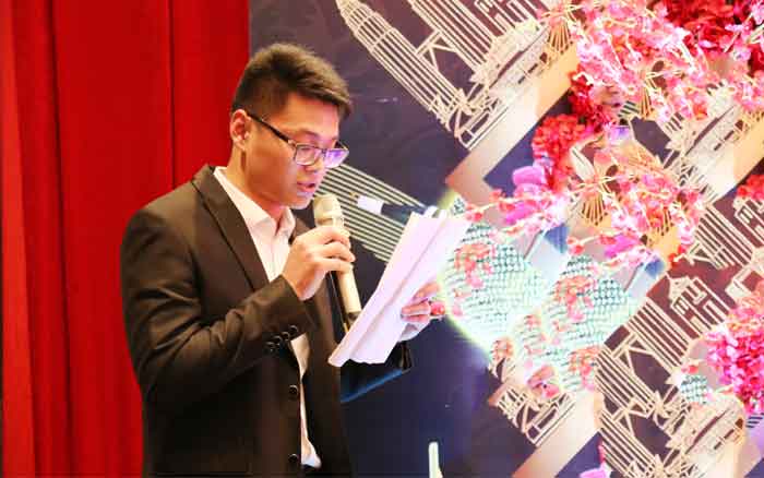 帅气滴旁白 帅气滴旁白