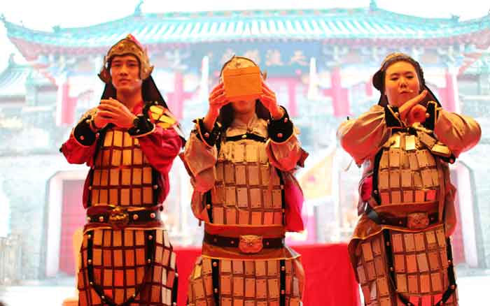 保家卫国的巾帼将士 保家卫国的巾帼将士