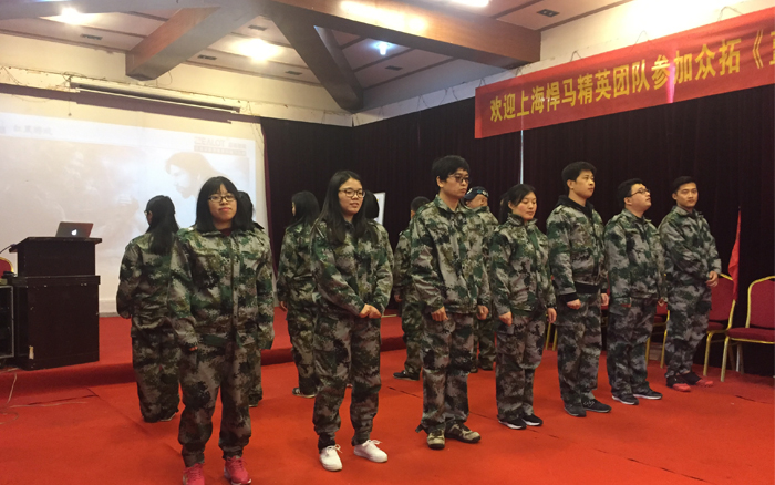 有时候,直觉会告诉你怎么出牌。 有时候,直觉会告诉你怎么出牌。