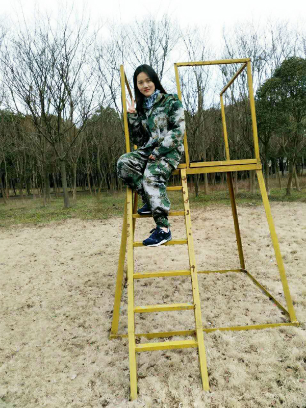 发现军花一枚~送上小悍的爱心~ 发现军花一枚~送上小悍的爱心~