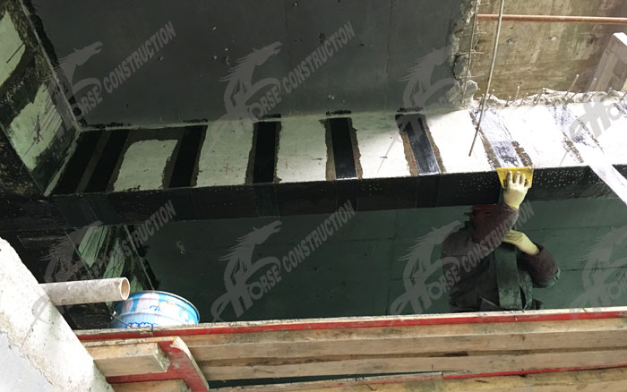 粘贴碳纤维布加固