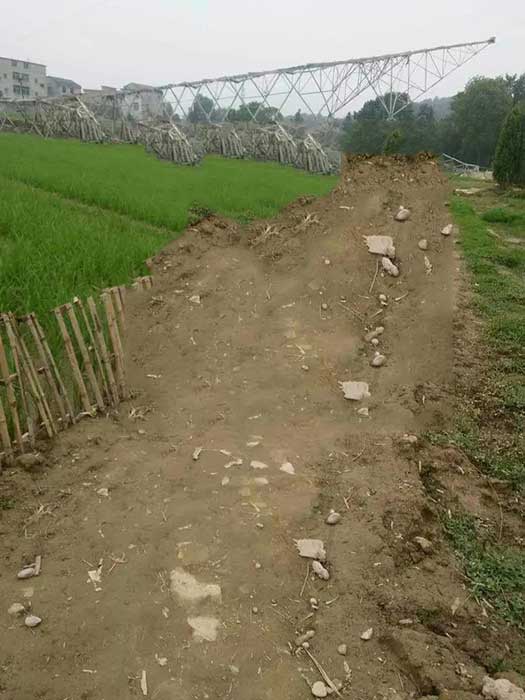 江西在建电塔倒塌 安全不能只是说说！