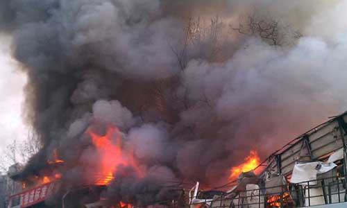 海口一工地因施工未使用接火桶引发火灾