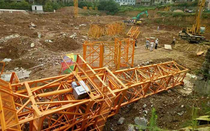 广州塔吊倒塌 广州塔吊倒塌