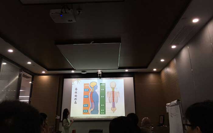 上海悍马如期开展养生讲座 上海悍马如期开展养生讲座