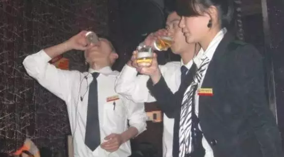 监理说：一定要按规范施工&hellip;&hellip;，好长时间没出去玩了 