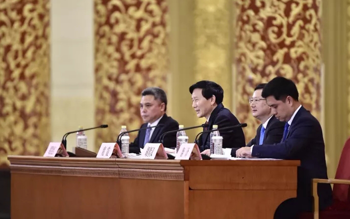 庹震回应 庹震回应