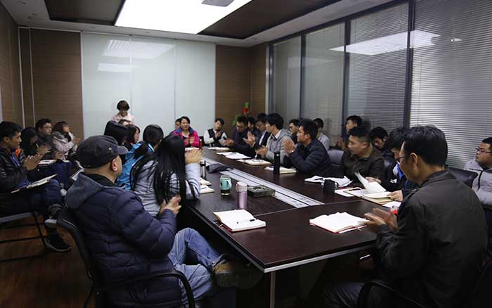 上海悍马十二月月度会议