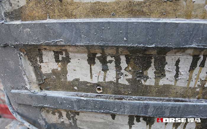 粘钢加固与灌钢加固的不同 粘钢加固与灌钢加固的不同