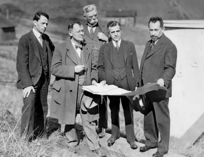 工程师莱昂·莫伊塞夫 工程师莱昂·莫伊塞夫