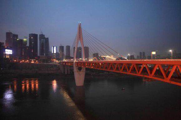 重庆千厮门大桥