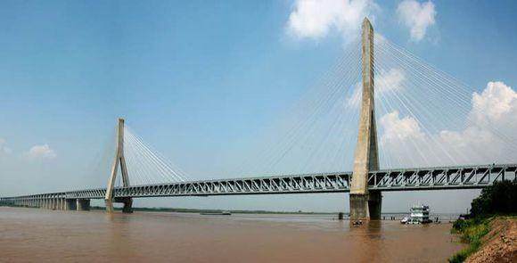 武汉天兴洲长江大桥