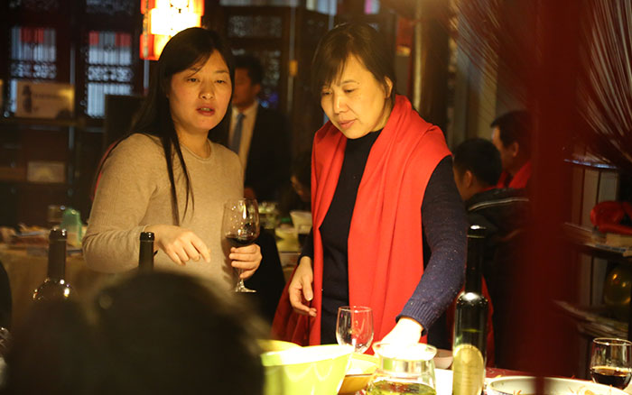 姐妹碰一个~ 姐妹碰一个~