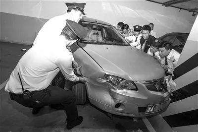 碰撞荷载 碰撞荷载