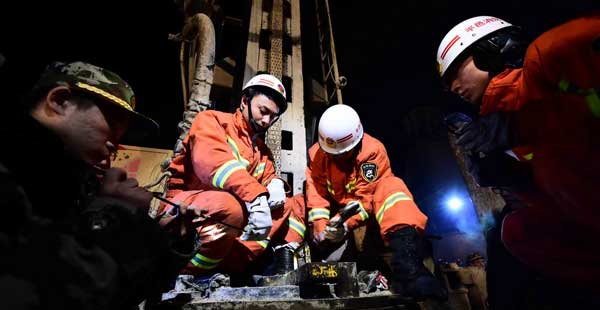 山东平邑石膏矿坍塌事故4名矿工被困已一个月 救援仍在继续