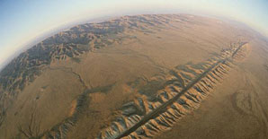 科学家警告！美国正面临空前大地震！！！