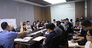 上海悍马九月例会顺利召开