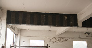 不同情况下的钢筋混凝土梁裂缝，应如何加固？