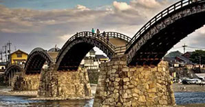 日本锦带桥，一座没用一颗钉子的木构桥！